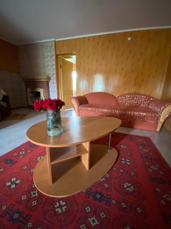 Constancia Hotel Kamjanets-Podilsky Buitenkant foto