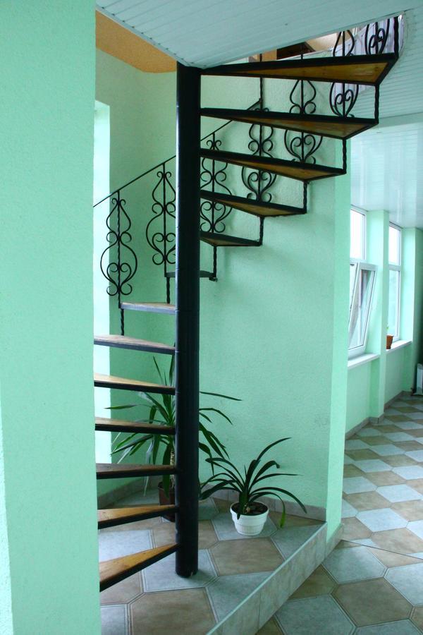 Constancia Hotel Kamjanets-Podilsky Buitenkant foto