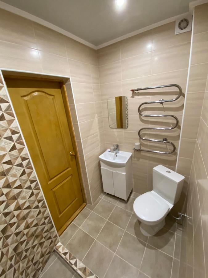 Constancia Hotel Kamjanets-Podilsky Buitenkant foto